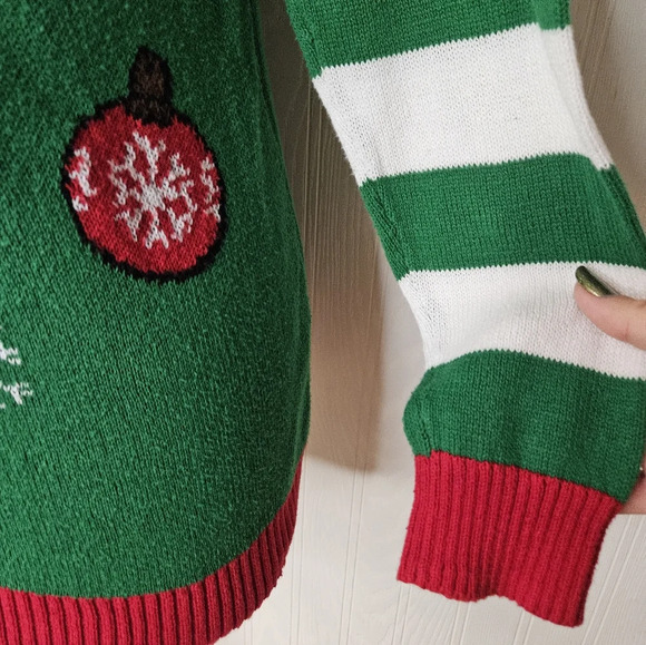 Well worn oh snap ugly christmas sweater - Picture 6 of 9